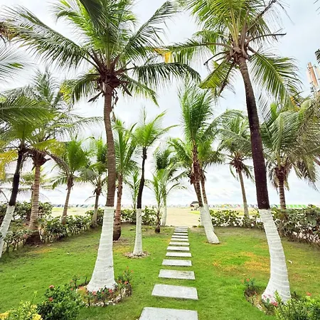Apartamento frente al mar vistas panoramicas y piscina *
